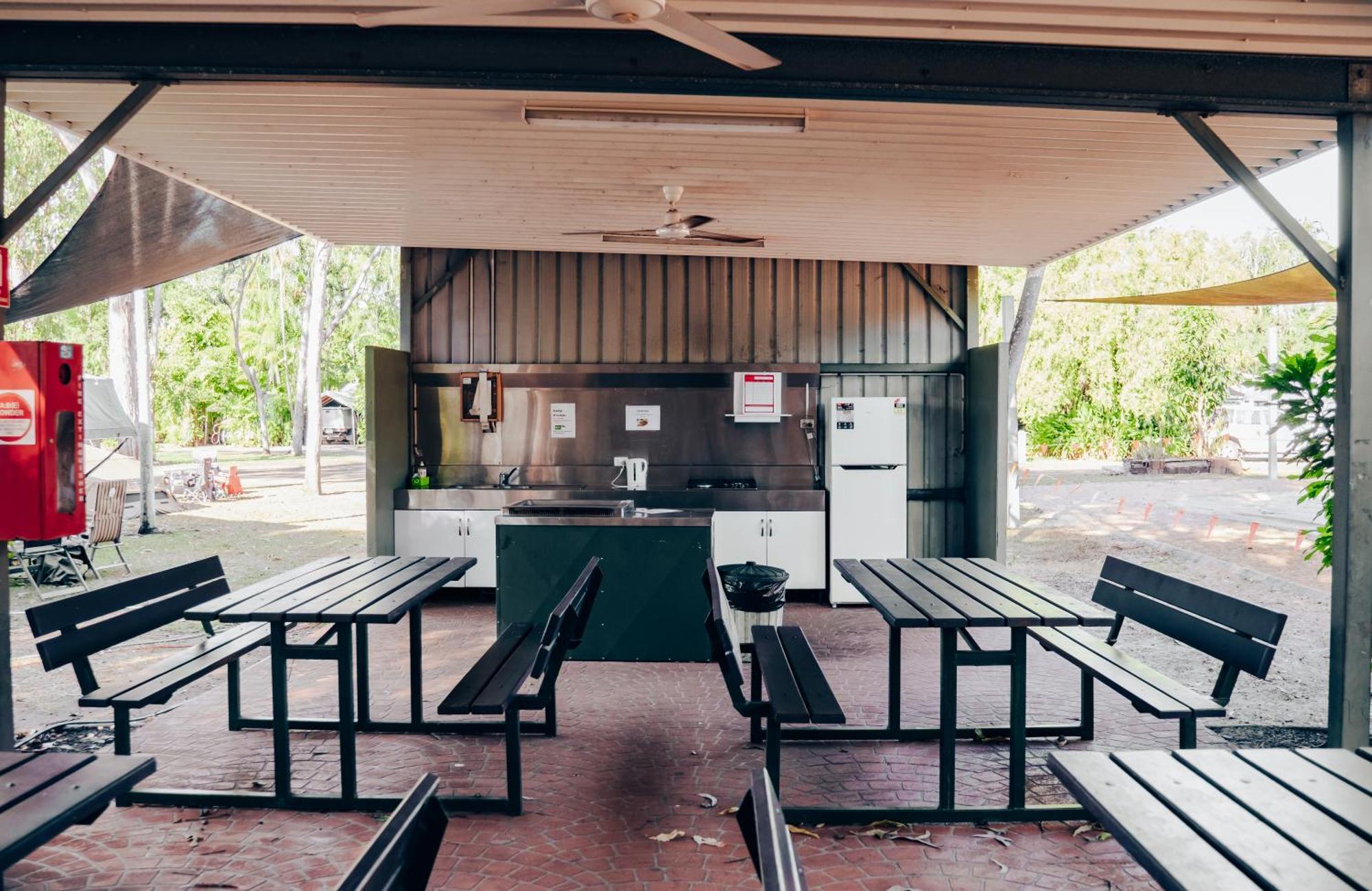 Big4 Howard Springs Holiday Park Darwin Exterior foto